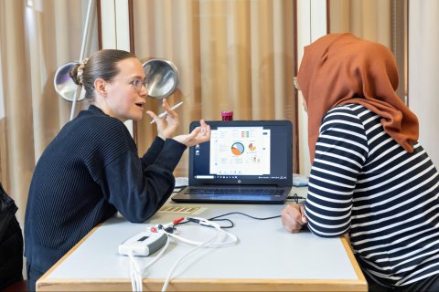 Körper-Analyse-Station.jpg